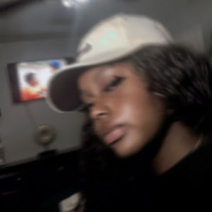 Meet your Posher, Denylah